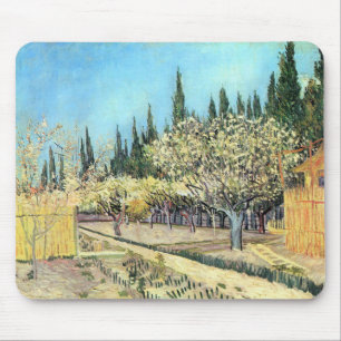 Van Gogh Obstgarten in Blüte, umgeben von Zypresse Mousepad