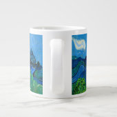 Van Gogh Olivenbäume in einer Bergwelt Jumbo-Tasse (Rückseite)