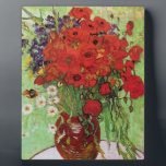 van Gogh Red Poppies and Daisies Platte Fotoplatte<br><div class="desc">Van Gogh Red Poppies and Daises Nummernschild. Oil painting on canvas from 1890. In Colorful flower painting by Van Gogh, while not as famous as his celebrated vase of sunflowers, this work represents yet another charming entry in the artist's extensive katalog of floral still lifes. A great gift for fans...</div>