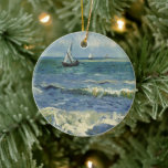 Van Gogh Seascape bei Saintes Maries de la Mer Keramik Ornament<br><div class="desc">Seascape in Saintes Maries de la Mer von Vincent van Gogh ist ein Vintages nautisches Post-Impressionismus-Gemälde mit Segelbooten auf dem Ozean mit sanften Wellen. Über den Künstler: Vincent Willem van Gogh war ein postimpressionistischer Maler,  dessen Werk durch seine raue Schönheit,  emotionale Ehrlichkeit und seine kühne Farbe besonders bemerkenswert war.</div>