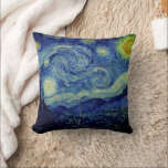 Van Gogh Starry Night Kissen<br><div class="desc">Auf diesem Kopfkissen ist das Werk von Vincent Van Gogh "The Starry Night" zu sehen. Ein Nachthimmel,  so lebendig mit prächtigen Wirbel! **Karo mit diesem Design in unserem Shop verbundene Produkte heraus und entdecken Sie phantastischere Möglichkeiten mit diesem wunderbaren Bild: https://www.zazzle.com/collections/arty_gifts_for_the_van_gogh_fan_in_your_life-119079521028472120?rf=238919973384052768</div>