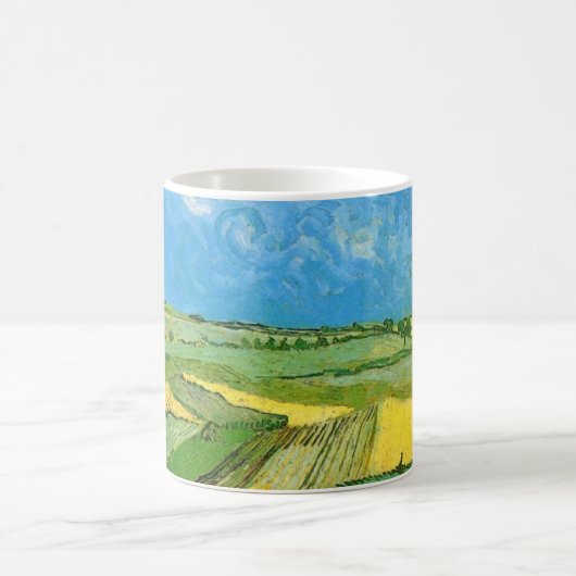 Van-Gogh-Weizenfelder bei Auvers unter Clouded Sky Kaffeetasse (Mittel)