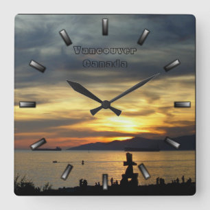Vancouver Clock Personalized Vancouver Wall Clock Quadratische Wanduhr