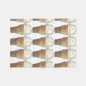 Vanilla Ice Cream Cake Cone Scoop Feinschmecker Fleecedecke (Vorderseite (Horizontal))