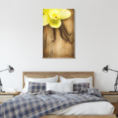 Vanilla Pods und Blume über Holzgelände Leinwanddruck (Insitu (Schlafzimmer))