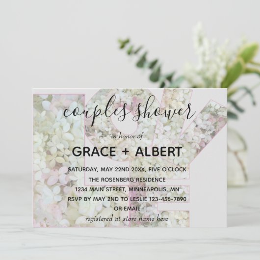 Vanilla Strawberry Hydrangeas Paare Dusche Einladung (Stehend Vorderseite)