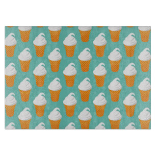 Vanille-Eiscreme-Kegel-Muster Schneidebrett