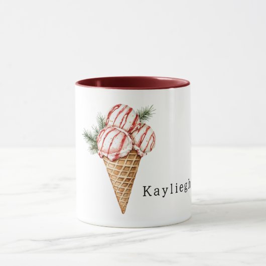 Vanilleeis mit roten Beerenstreifen Tasse (Zentrum)