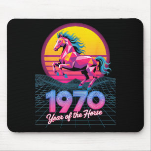 Vaporwave 2026 Jahr Pferd 1978 48. Geburtstag Fort Mousepad