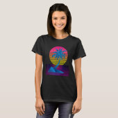 Vaporwave Digital Art Palm Tree & Sunset Retro 80e T-Shirt (Vorne ganz)
