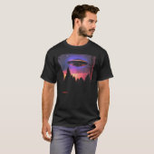 Vaporwave UFO Synthwave Alien Retro Glitch 90s Aes T-Shirt (Vorne ganz)
