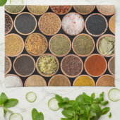 Various spices and food ingredients geschirrtuch (Gefaltet)