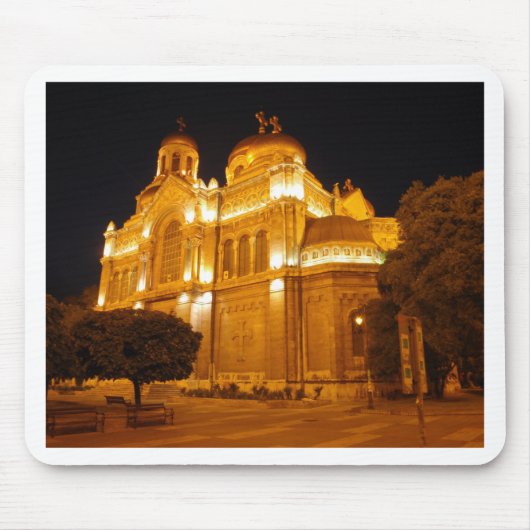 Varna Kathedrale am Abend Mousepad (Vorne)