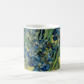 Vase mit Iren von Van Gogh - Still Life Kaffeetasse (Mittel)