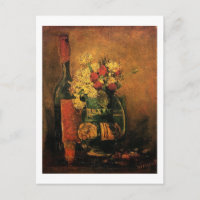 Vase mit Nelken und Rose und Flasche