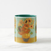 Vase mit zwölf Sonnenblumen von Vincent van Gogh Tasse (Zentrum)