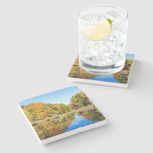 Vassar Farms Pond Steinuntersetzer (Seitenansicht)