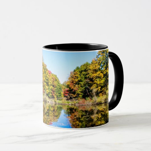 Vassar Farms Pond Tasse (VorderseiteRechts)