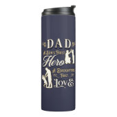 Vater A Son's erste A Daughters erste Liebe Thermosbecher (Nach links gedreht)