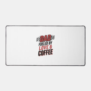 Vater, angetrieben von Liebe und Kaffee, Rennshirt Schreibtischunterlage
