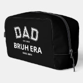 Vater Bruh Era Custom Year White Logo Black Waschbeutel (Rechte Ecke)