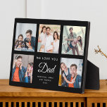 VATER Custom Family Foto Collage Vatertag Schwarz Fotoplatte<br><div class="desc">Diese süße WE LIEBE YOU VATER Foto Collage Plaque wird sicherlich den Tag des phantastischen Vaters in Ihrem Leben erhellen. Passen Sie Ihre Lieblings-5-Fotos an und schreiben Sie mit Jahr und Namen. Das moderne Schrift-Typografie-Design ist ein perfektes,  elegantes Geschenk für den Vatertag oder eine niedliche Geburtstag-Überraschung.</div>