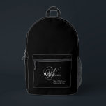 Vater der Groom Geschenk klassische Monogramm rust Bedruckter Rucksack<br><div class="desc">Hochzeitsfeier gibt Vater des Groom Geschenk Classic Monogram Chic Script Personalisiert Vatername und anfänglich rustikal schwarz gedruckten Rucksack. Klicken Sie auf diese Vorlage personalisieren, um sie mit dem Monogramm Initial, dem Namen des Vaters und dem Heiratsdatum schnell und einfach anzupassen. Pater of Groom Geschenk Classic Monogram Rustic Black Printed Ruckpack,...</div>