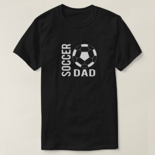 Vater, der sein Kind zum Fußballtraining fährt T-Shirt