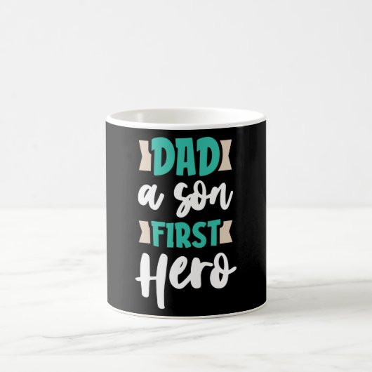 Vater eines Sohnes First Hero Kaffeetasse (Mittel)