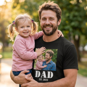 Vater etablierte einfachen fetten weißen Text und  T-Shirt