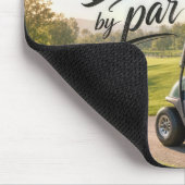 Vater-Golfspieler als Strichmännchen in einem Golf Mousepad (Ecke)