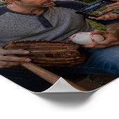 Vater lernt das neue Spiel Poster (Ecke)