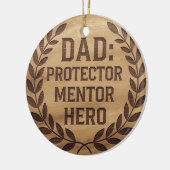 Vater: Protector, Mentor, Held: Gravur Keramik Ornament (Links)