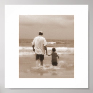 Vater und Sohn am Strand Poster