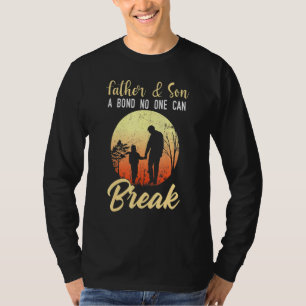 Vater und Sohn einer Anleihe, die niemand brechen  T-Shirt