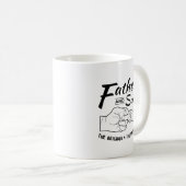 Vater-und Sohn-Fauststoß Kaffeetasse (VorderseiteRechts)