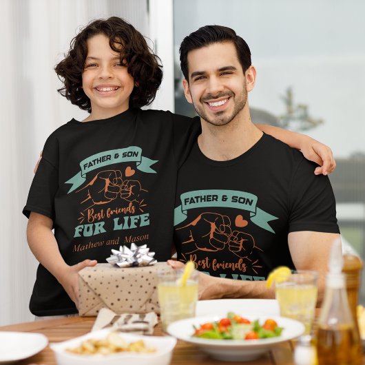 Vater und Sohn von individuellen Namen auf Überein T-Shirt