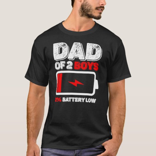 Vater von 2 zwei Jungen niedrige Batterie für den T-Shirt (Vorderseite)