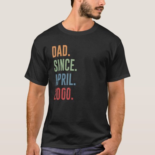 Vater von Männern seit April 2000 T-Shirt (Vorderseite)