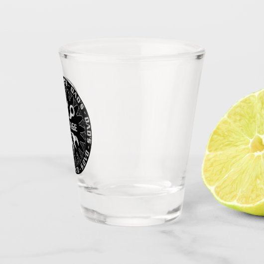 Vater wird das Liebe haben! Garage Bar Lounge Schnapsglas (Rechts)