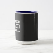 Väter-Witz wird geladen Zweifarbige Tasse (Mittel)