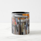 Vater-Workshop Zweifarbige Tasse (Mittel)