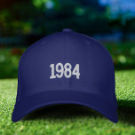 Vater zum Geburtstag, bestickter Hut, Flexfit Blue Bestickte Baseballkappe<br><div class="desc">Dieses einfache Geburtshaus Jahr 1984 Vater Minimalistisch bestickter Hut, Flexfit Blue Cap ist perfekt für trendigen und sportlichen Papa. 🦋: Der Text auf der Rückseite. 🦋 Sie können das Produkt leicht anpassen, indem Sie Ihr eigenes Jahr und Ihren eigenen Text ("Vater", "Vater", "Mike"..) hinzufügen, um es ganz einzigartig zu machen....</div>