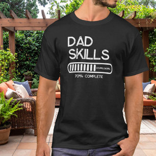 Vaterfähigkeiten werden heruntergeladen Lustiges n T-Shirt