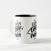 Vaters Liebe endet nie Zweifarbige Tasse (Vorderseite Links)