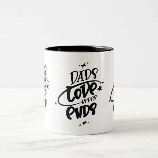 Vaters Liebe endet nie Zweifarbige Tasse (Mittel)