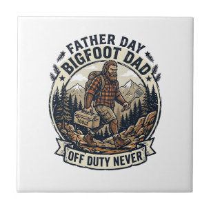Vatertag Bigfoot Dad Shirt Dad-Modus in the Wild Fliese