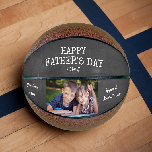 Vatertag Chalkboard Custom Foto Year and Names Basketball