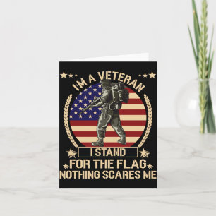 Vätertag Männer Ein Veteran Steht Für Die Flagge 4 Karte