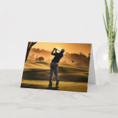 Vatertag mit Golfer auf Golfplatz Swinging Karte (Vorderseite)